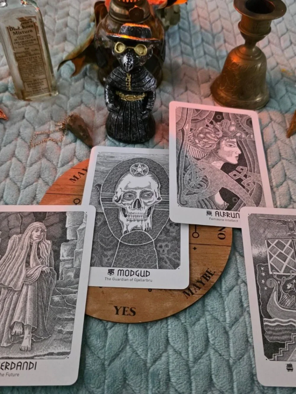 Yggdrasil Norse Divination Cards Deck, Haukur Halldorsson, Viking Tarot, Norse M